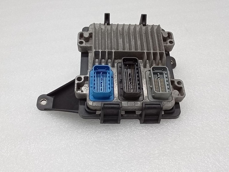 2007-2007 Chevrolet Colorado Hummer H3 744 Powertrain Control Module 12602010