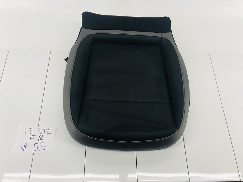 13-15 VOLKSWAGEN BEETLE FRONT RIGHT PASSENGER SEAT LOWER CUSHION PAD OEM #53