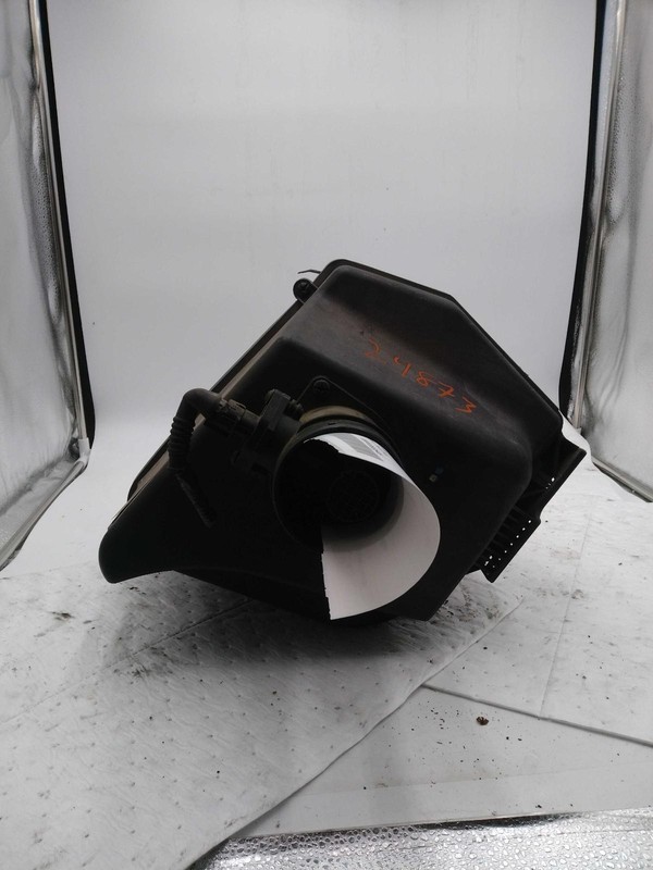 2007 Cadillac CTS Air Cleaner Assembly OEM Used 2.8L V6 Black 113K Miles