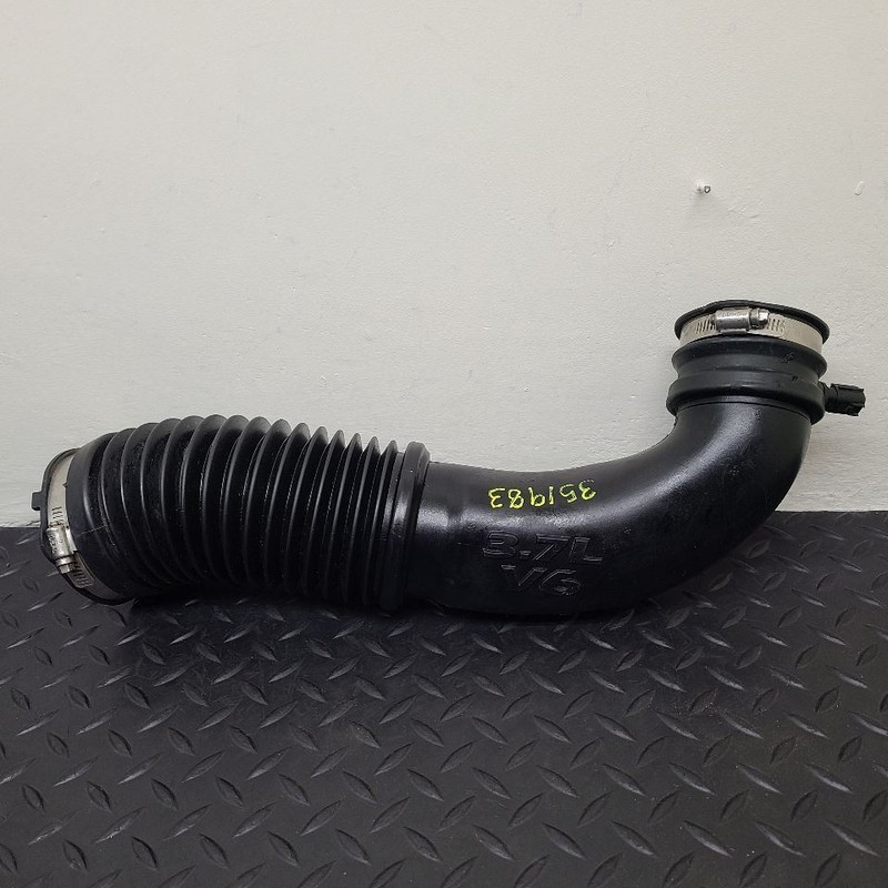 07-11 Jeep Nitro 3.7L Air Cleaner Tube OEM 53013907AB