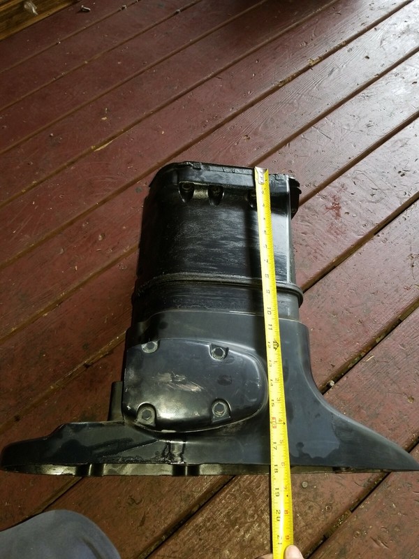 1998 Evinrude Ficht 175hp outboard midsection