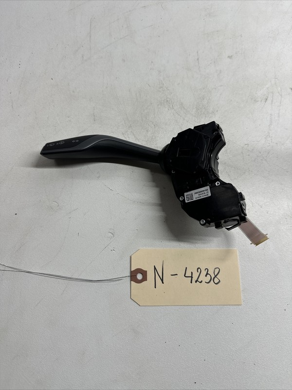 20-22 TESLA MODEL Y STEERING COLUMN WIPER SWITCH CONTROL 10147478-11 4238 B60