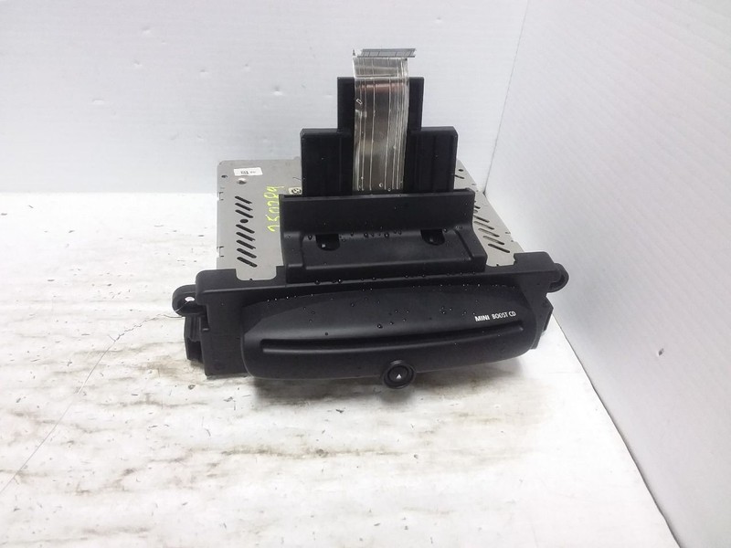 Radio Receiver AM FM Stereo CD Fits 11-16 COUNTRYMAN 65123457436