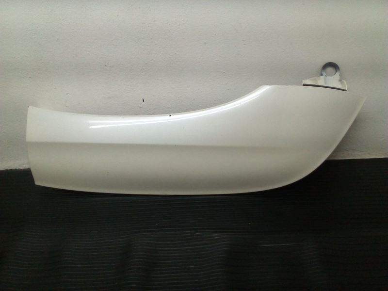 03-09 Lexus GX470 Right Passenger Quarter Flare Molding White OEM 75653-60040-A0