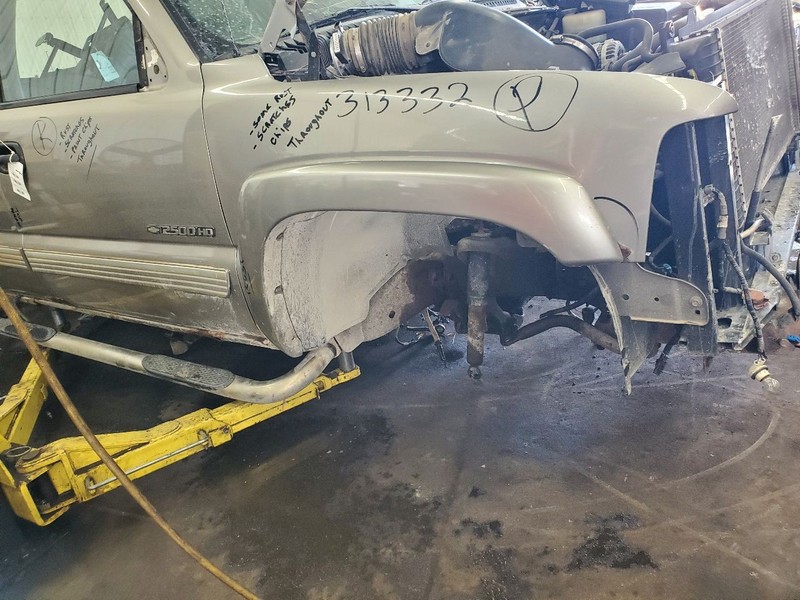 Passenger Right Fender With Fender Flare Fits 00-06 SUBURBAN 1500 300810