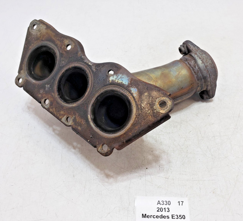 ✅12-16 OEM Mercedes W212 E350 3.5L Left Driver Engine Motor Exhaust Manifold