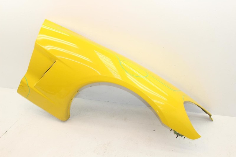 05-13 CORVETTE C6 Yellow Passenger Right Front Fender Assembly
