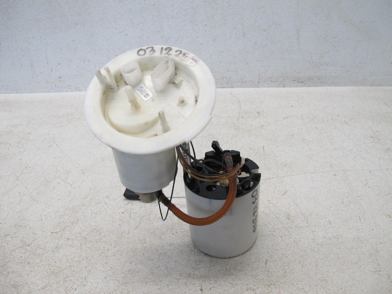 13-17 AUDI 8T B8 A5 S5 A4 S4 RS5 FUEL PUMP ASSEMBLY LEVEL SENSOR OEM 031225B