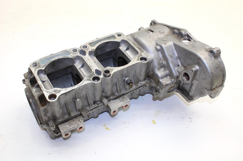 1999 Yamaha Venture 500 Xl Oem Crankcase 8DJ-15100-00-00 SY92