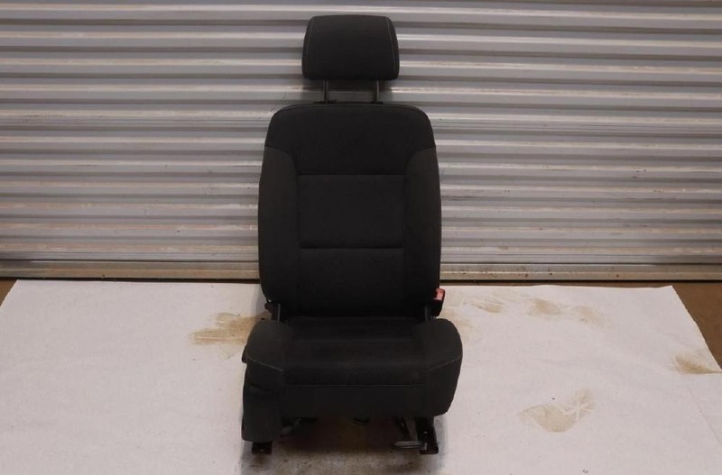 2014-2019 CHEVY SILVERADO 1500 DOUBLE CAB FRONT RIGHT SIDE SEAT CLOTH BLACK OEM