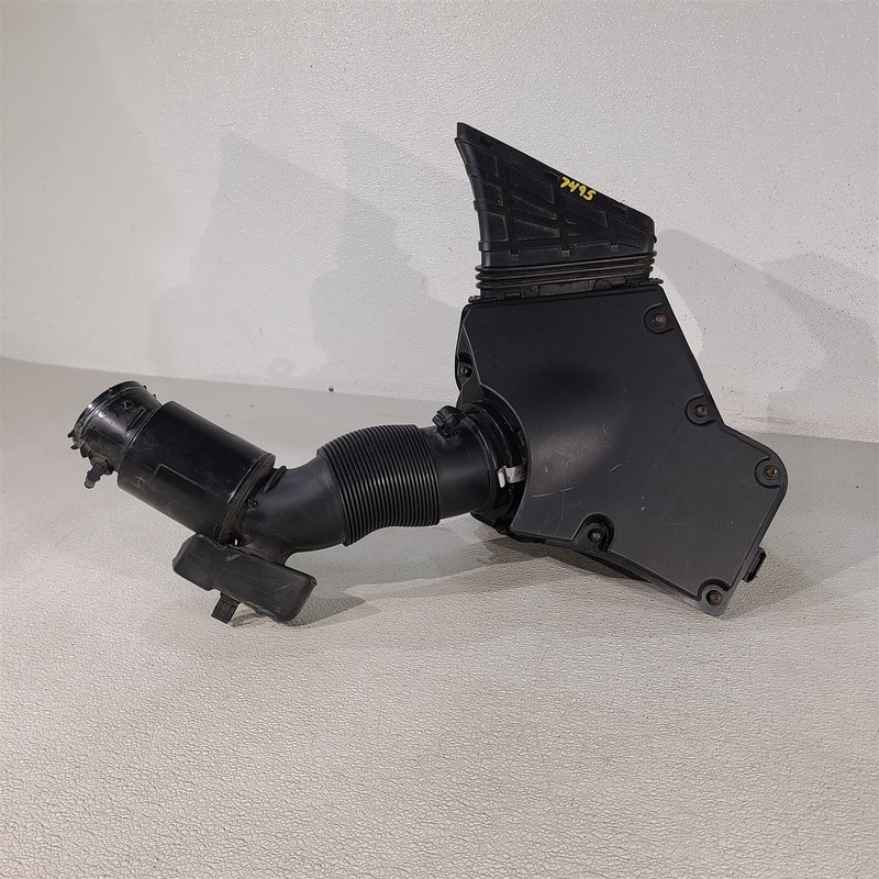 13-16 Audi S4 Air Cleaner Filter Box Housing 8k0133848 Aa7495