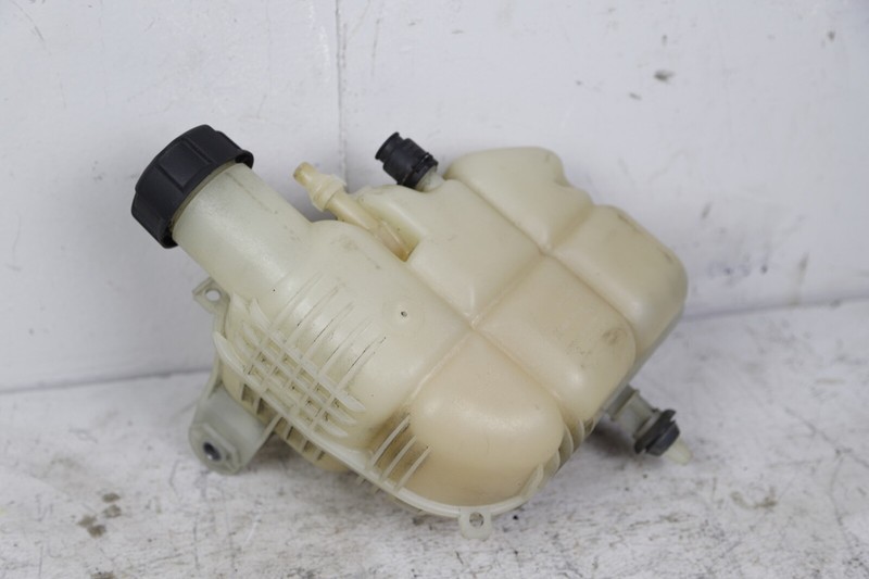 BMW 1 2 SERIES F40 F44 COOLANT BOTTLE EXPANSION TANK 8687503