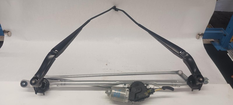 20-'25 CHEVROLET SILVERADO 2500 Wiper Motor Front w/linkage OEM 1 Year Wnty!