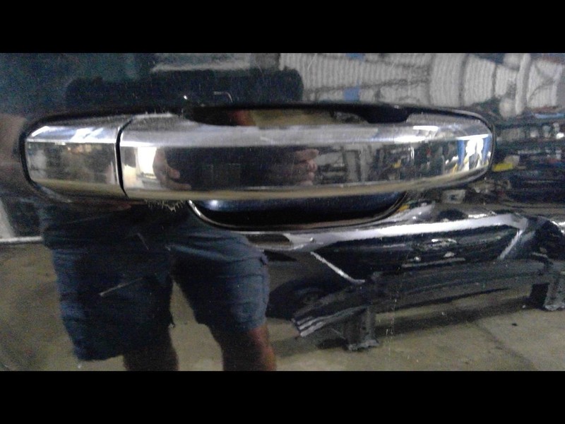 Door Handle Exterior Door Assembly Front Fits 15-20 SUBURBAN 1500 1640083