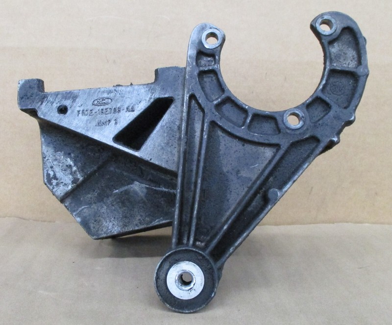 1998-2006 OEM FORD RANGER 3.0L POWER STEERING PUMP BRACKET F57E-19E708-AA