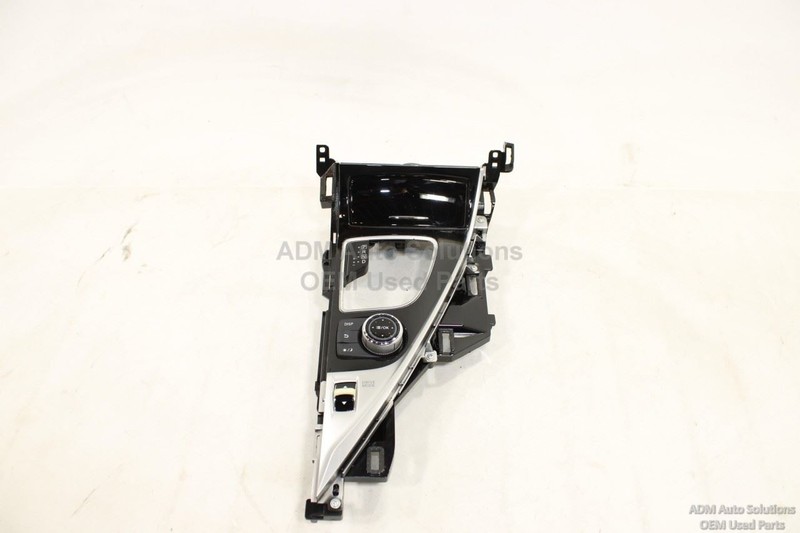 2017-2022 INFINITI Q60 CENTER CONSOLE TRIM BEZEL W/NAVIGATION CONTROL OEM