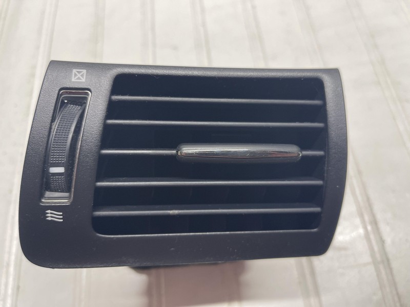 07-17 LEXUS LS460 FRONT VENT ASSEMBLY TESTED DRIVER SIDE