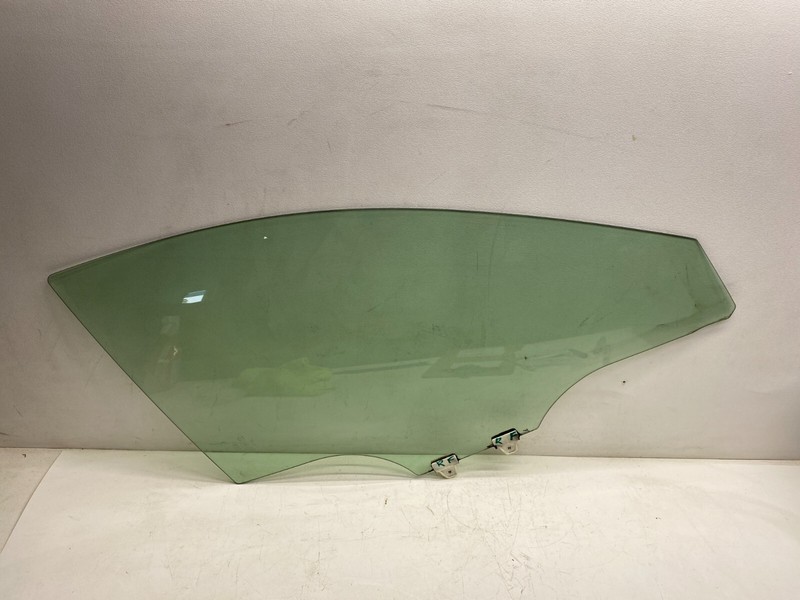 2014-2016 MAZDA 6 RIGHT PASSENGER SIDE FRONT DOOR WINDOW GLASS OEM