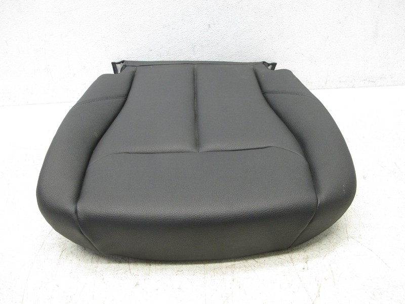 12-19 BMW F30 320i 328i xDRIVE SEDAN LOWER SEAT CUSHION FRONT RIGHT OEM 060624