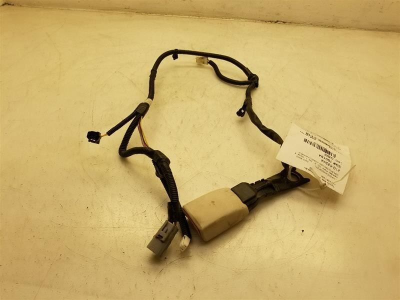 10-15 LEXUS IS250 DRIVER SIDE FRONT SEAT BELT ASSEMBLY