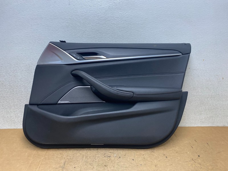 2017 - 2020 BMW 540I 530i G30 Front Passenger Right SideDoor Panel t5247 DG