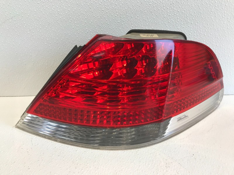 06-08 BMW 750i Right RH Passenger Tail Light Quarter Panel Mounted OEM