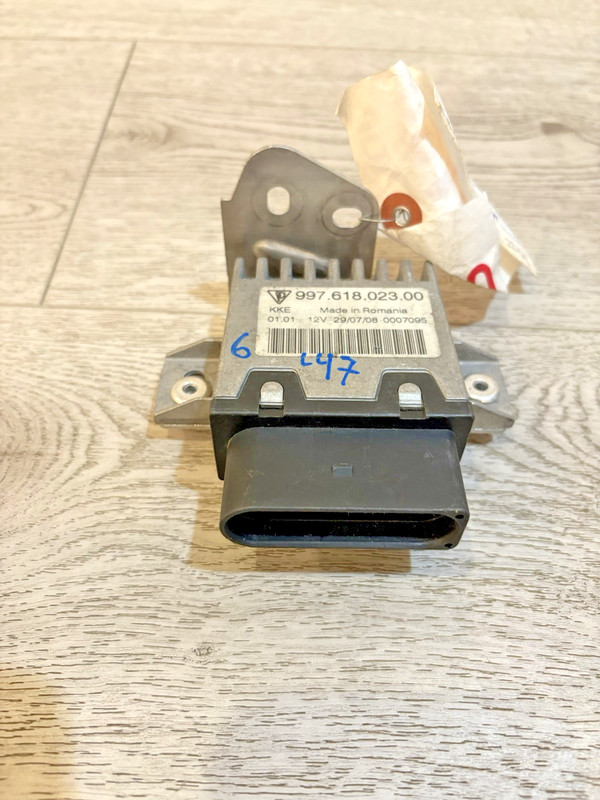 2009-2012 Porsche 911 997 Boxster Cayman 987 Fuel Pump Control Module