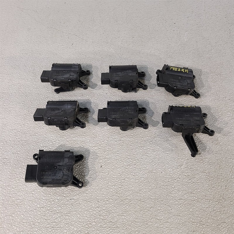03-10 Porsche Cayenne HVAC Blend Door Actuator Motor Set (7) Oem Aa7483
