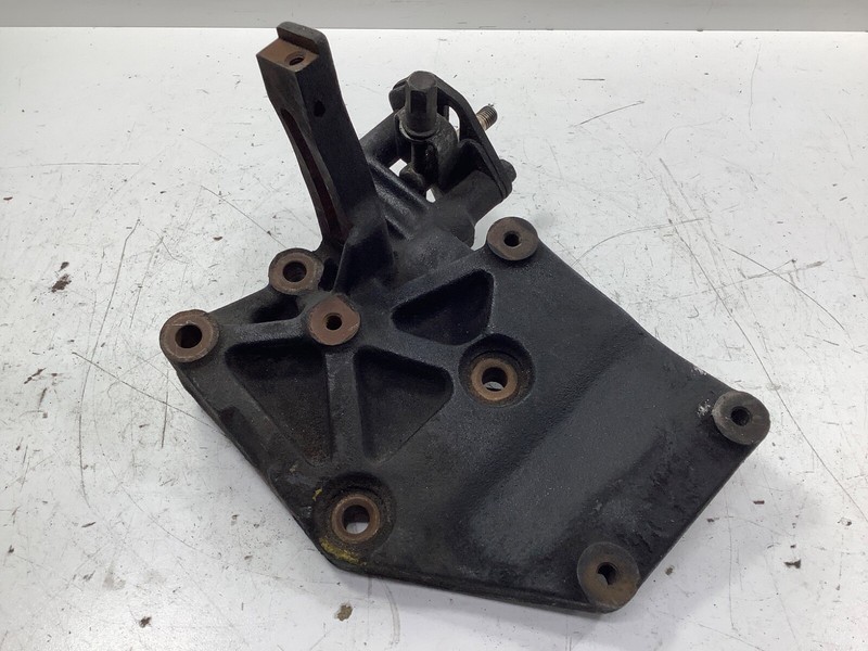 88-89 Honda Prelude A/C Compressor Bracket 38930-PK1-000 OEM