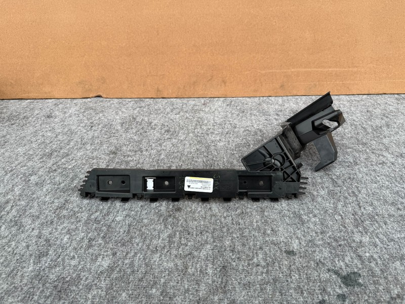 FORD MUSTANG MACH-E 2021-2025 OEM REAR RIGHT RH BUMPER MOUNT BRACKET STIFFENER