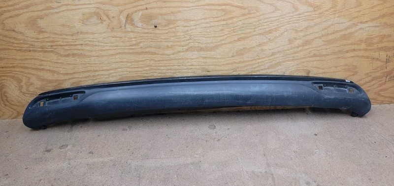 2017 - 2022 CHRYSLER PACIFICA REAR BUMPER TRIM LOWER FASCIA 68233598AB OEM