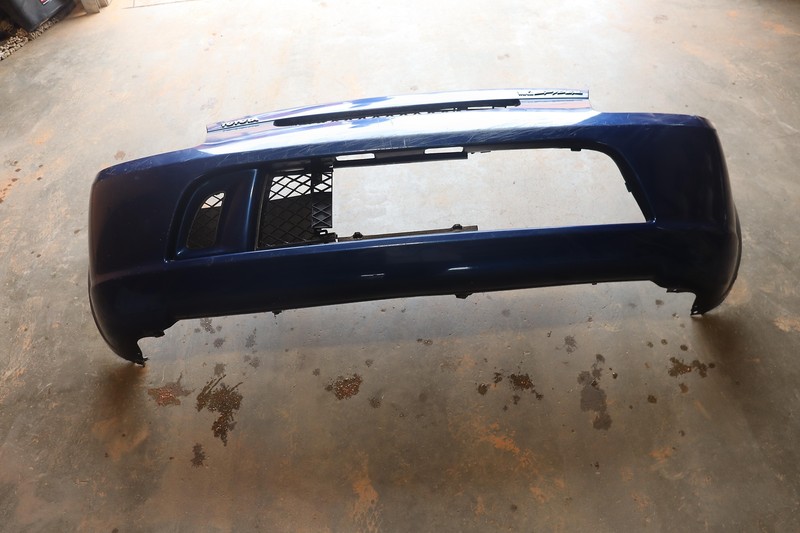 2000-2005 TOYOTA MR2 REAR BUMPER PLASTIC SHELL COVER PANEL FACTORY OEM