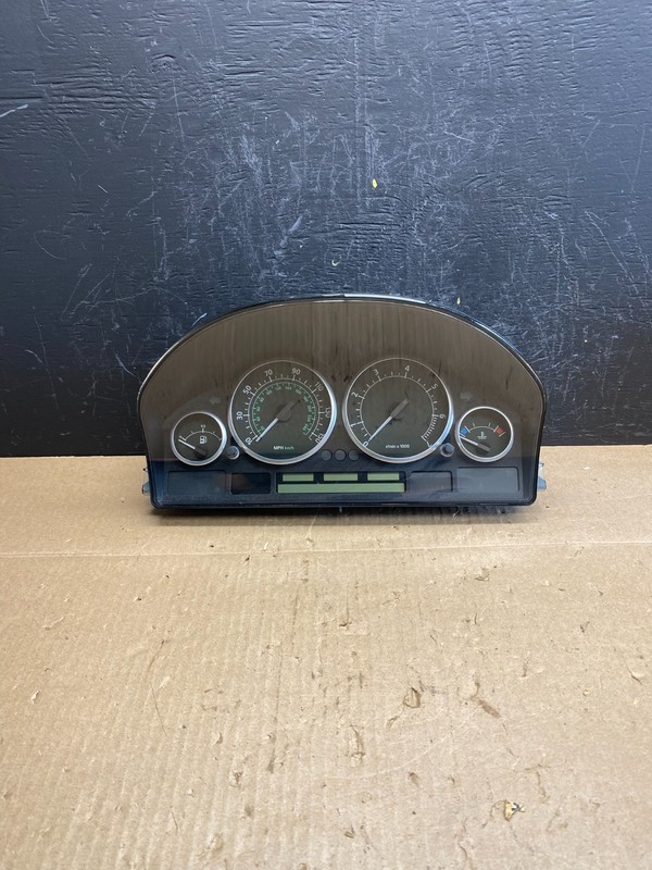 2003 2006 Land Range Rover Speedometer Cluster Gauge OEM AC6528 DG