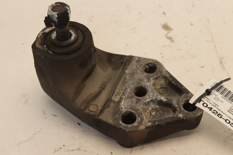 2008-2017 FREIGHTLINER CASCADIA 125 STEER AXLE SPRING HANGER MOUNT OEM