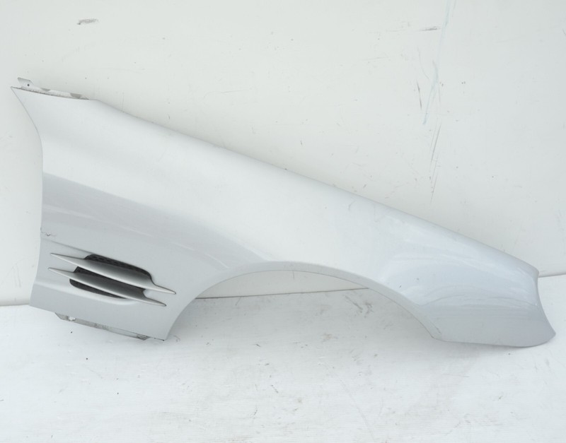 2003-2008 Mercedes-Benz SL500 FRONT FENDER RIGHT PASSENGER SIDE OEM