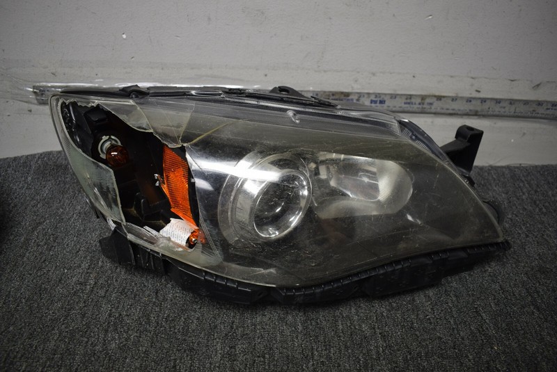 2008 SUBARU IMPREZA HEADLIGHT RIGHT SIDE FACTORY OEM
