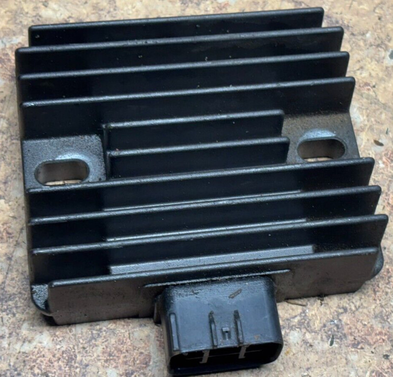 2007 Kawasaki Ninja EX 650 EX650 A EX650A Voltage Regulator Rectifier 07 D9