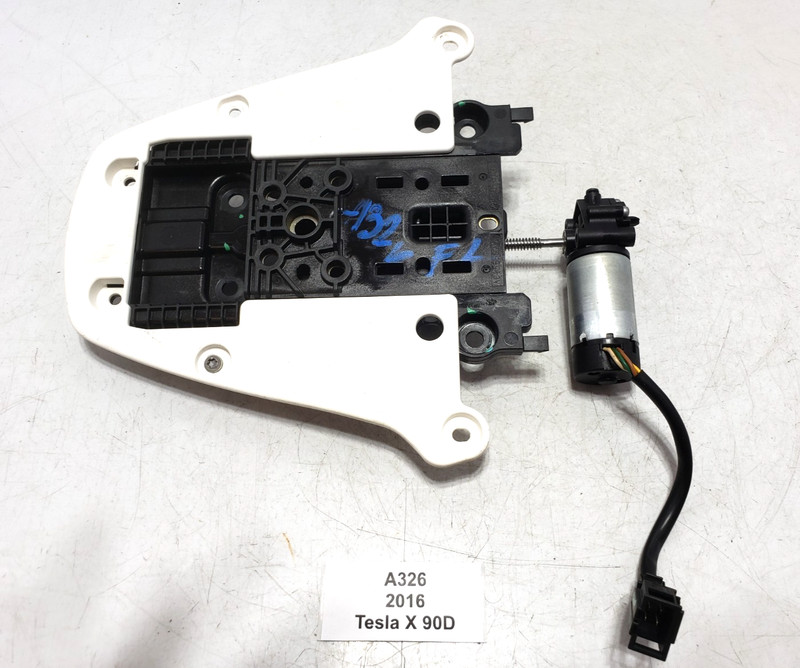 ✅ 16-20 OEM Tesla Model X Front Left Headrest Adjuster Mechanism HES Actuator