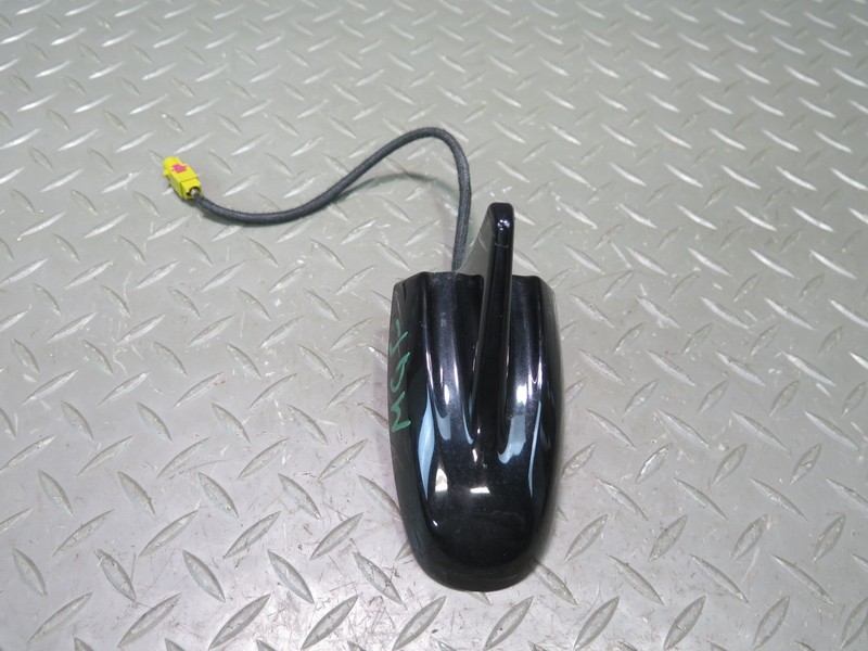 2014-2017 MASERATI GHIBLI M157 ROOF SHARK FIN SATELLITE RADIO ANTENNA 670025882