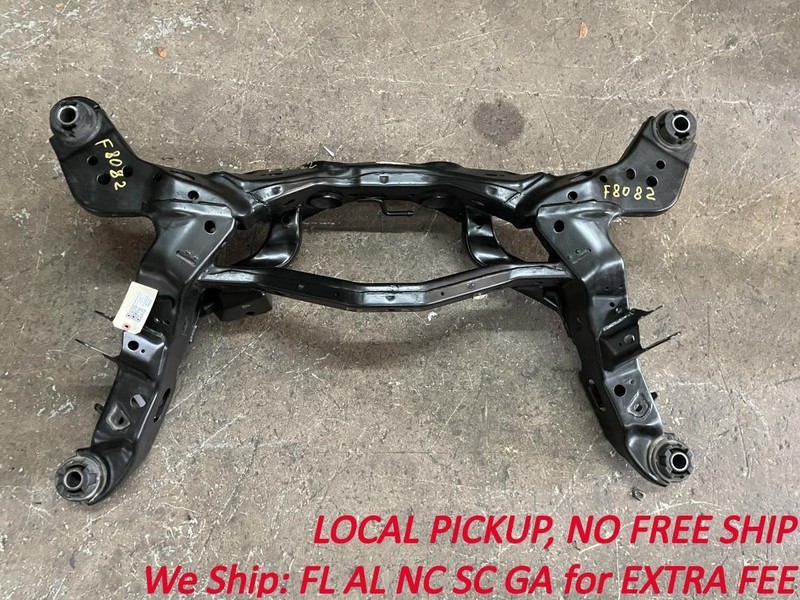 Rear Crossmember 2018 Ford Explorer DB5Z-5R003-F 2011 2012 2013 2014 2015 - 2019
