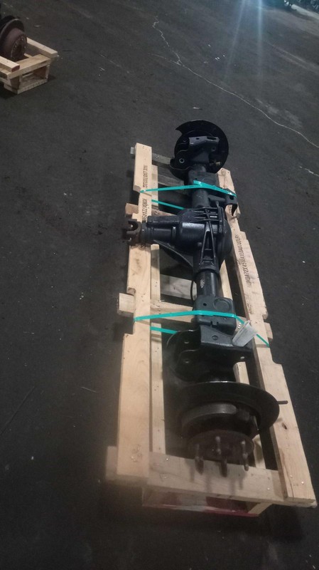 2008 Cadillac Escalade 4WD Drive Axle Assembly OEM 182K Miles Black