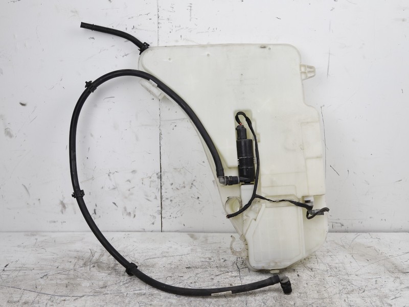 BMW F01 F02 740 750 HEADLIGHT WINDSHIELD WASHER TANK OEM 2009-2015