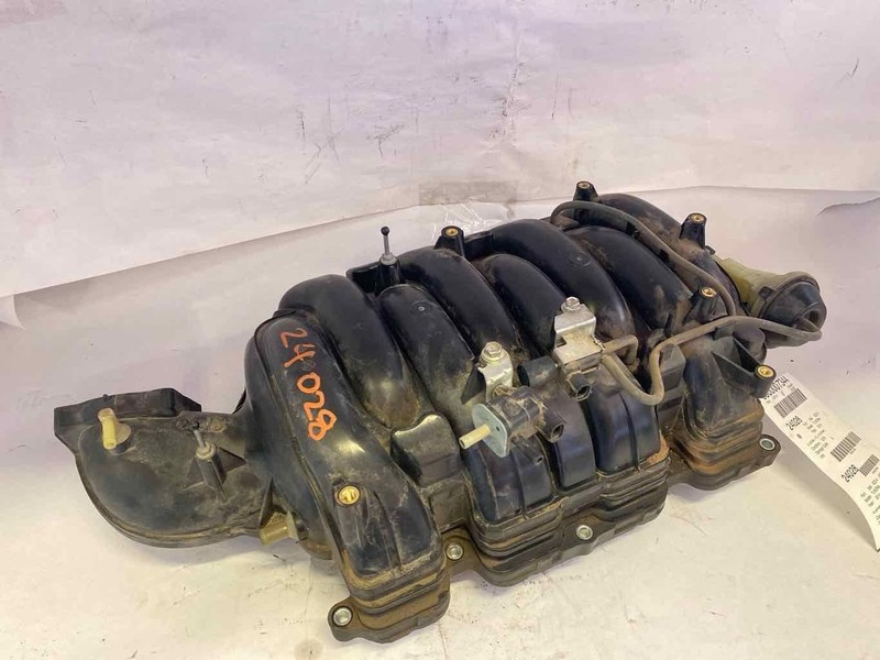 Intake Manifold TOYOTA TUNDRA 08 09 10 11 12 13 14 15 16 17 18 19 20 21
