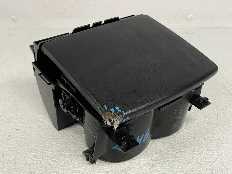 ⭐2010-2015 INFINITI G37 COUPE FRONT CENTER CONSOLE CUP HOLDER BLACK OEM LOT2346