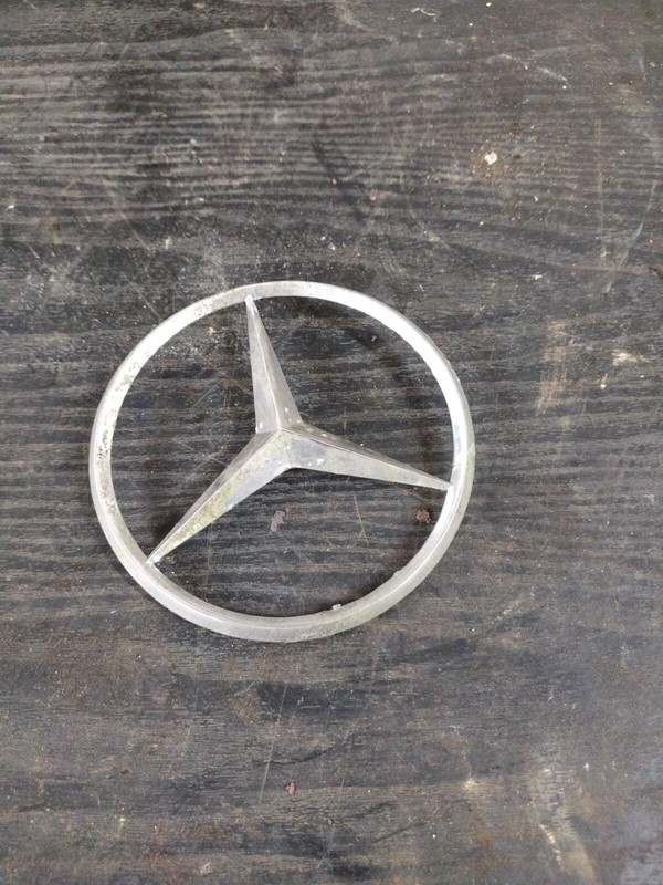 OEM Mercedes Benz 250S trunk Ornament Staremblem