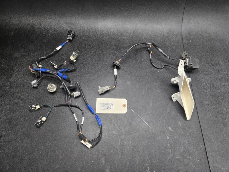 2PC Front Left Headlight Wiring Harness Set 2022 Nissan Rogue 10018-8D033 21 23