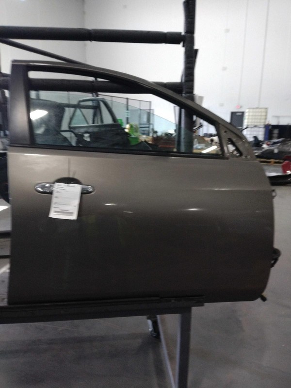 2015 Nissan Versa Right Front Door Grey 438363 Used 138K Miles OEM Parts