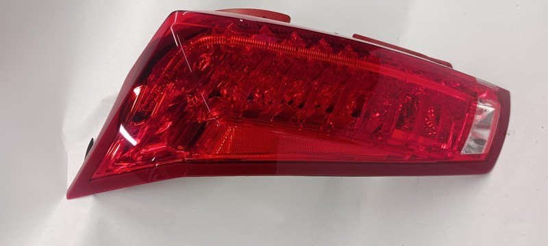 10-'16 CADILLAC SRX Left driver Taillight OEM