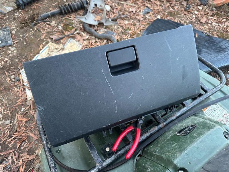 07-14 TOYOTA FJ CRUISER OEM LOWER DASH GLOVE COMPARTMENT BOX