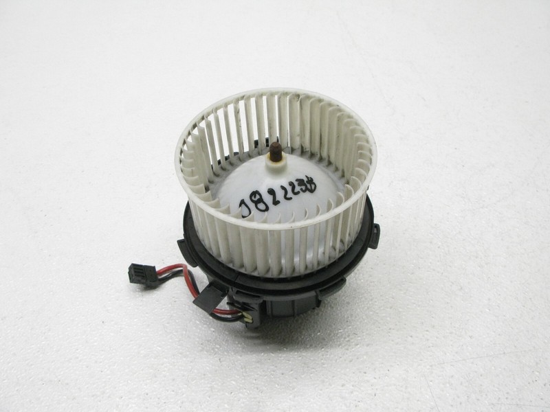 13-17 AUDI 8T A5 S5 A4 Q5 AC HEAT HEATER CLIMATE BLOWER MOTOR FAN ASSEMBLY 08222